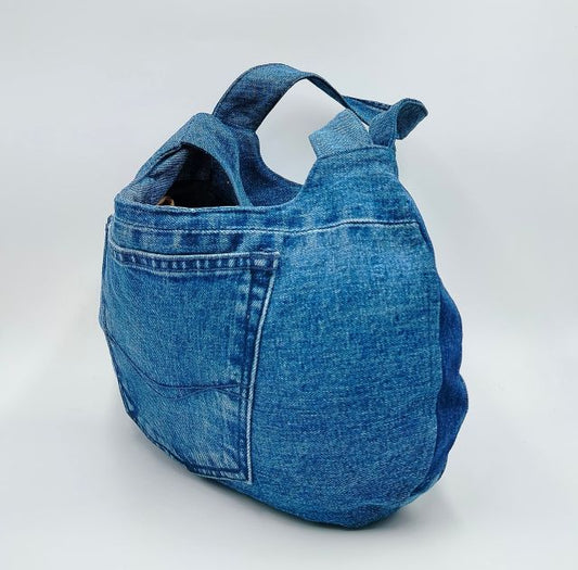 Her Mom Jeans is a Bag now