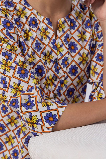Khaadi Relaxed Fit Floral Printed Kurta Top