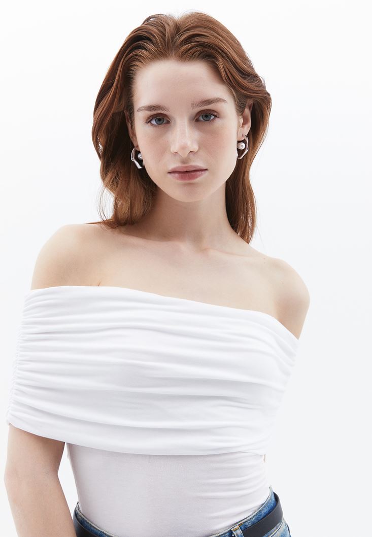 Pre-Order - Off-Shoulder Crop Top